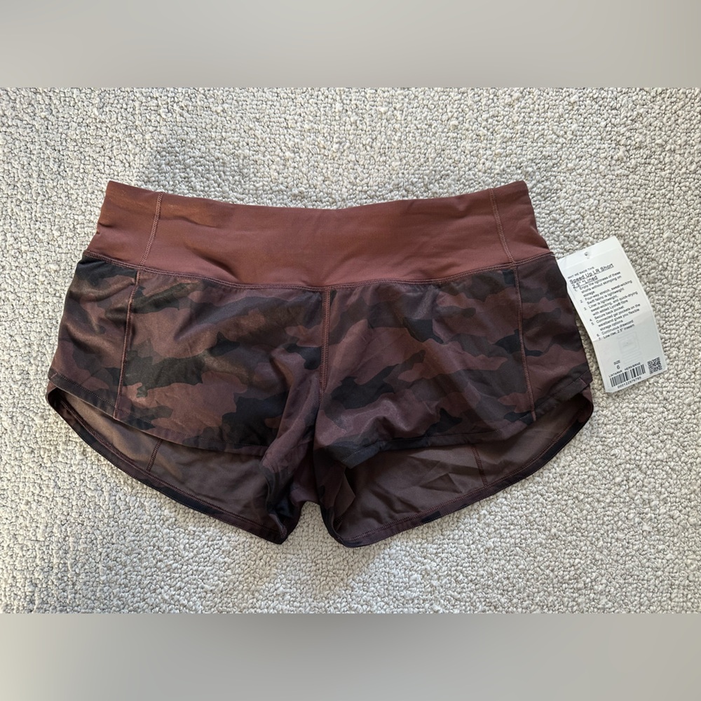NWT Lululemon Speed Up LR Short 2.5”